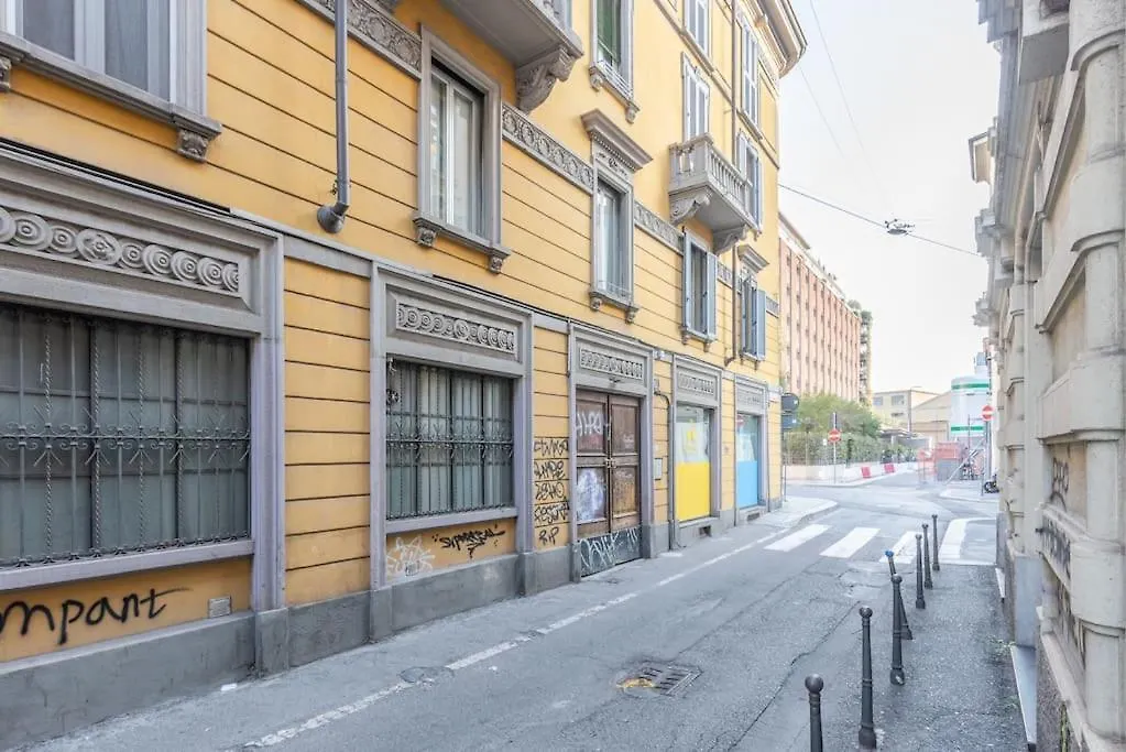 Cozy Apartment: Fioravanti12 Milán 0*,  Itálie