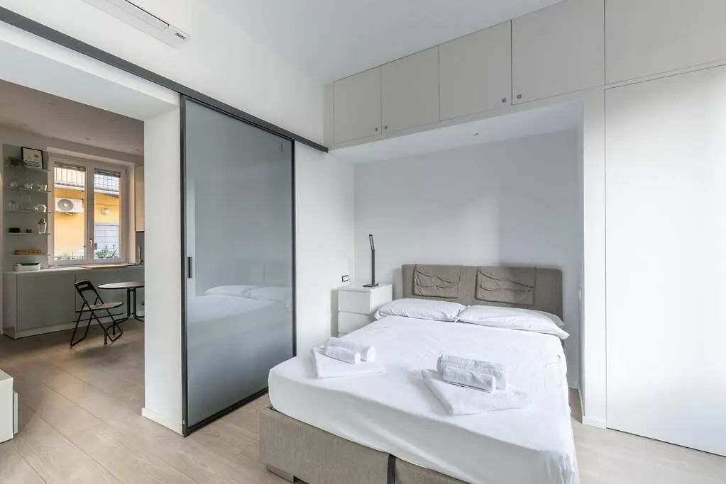 Cozy Apartment: Fioravanti12 Milan Italy
